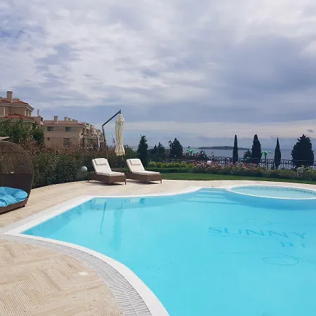Sea Garden Delux * Chernomorets